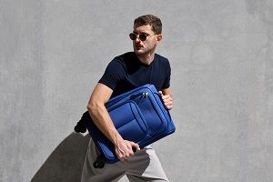 TRAVELLING - LUGGAGE CASES